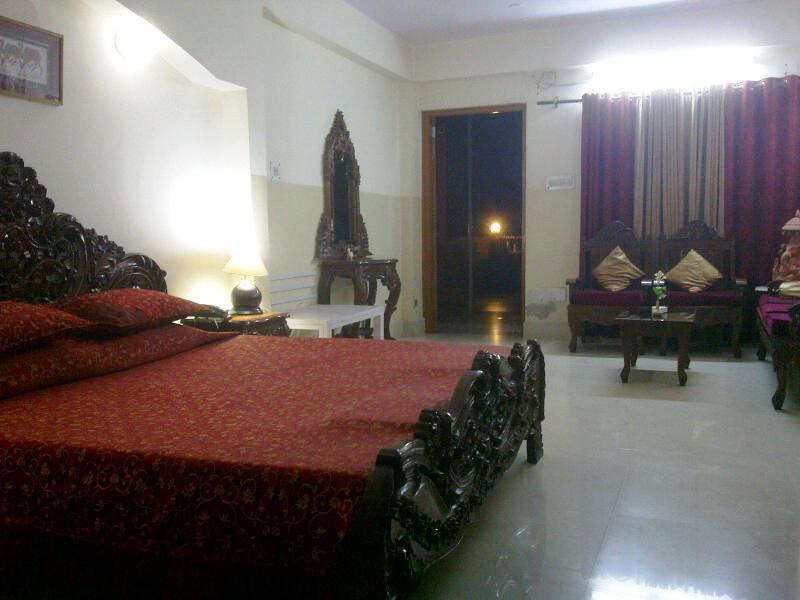 Aravali Clarks Inn Alwar Phòng bức ảnh