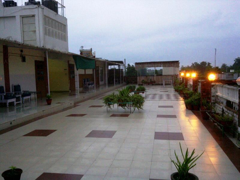 Aravali Clarks Inn Alwar Ngoại thất bức ảnh