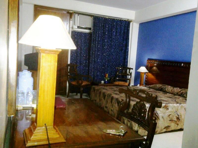Aravali Clarks Inn Alwar Phòng bức ảnh
