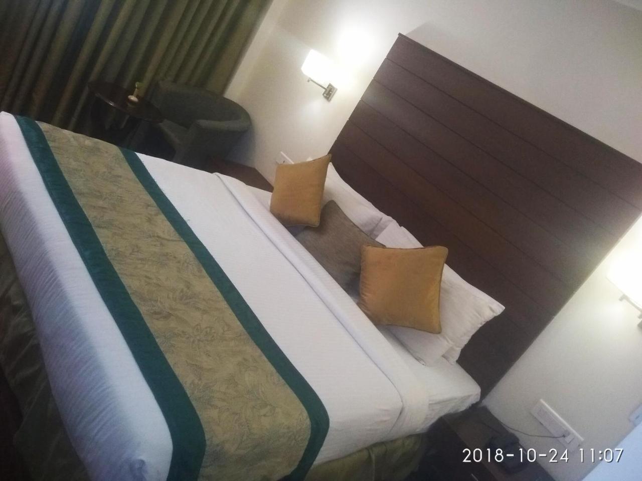 Aravali Clarks Inn Alwar Ngoại thất bức ảnh